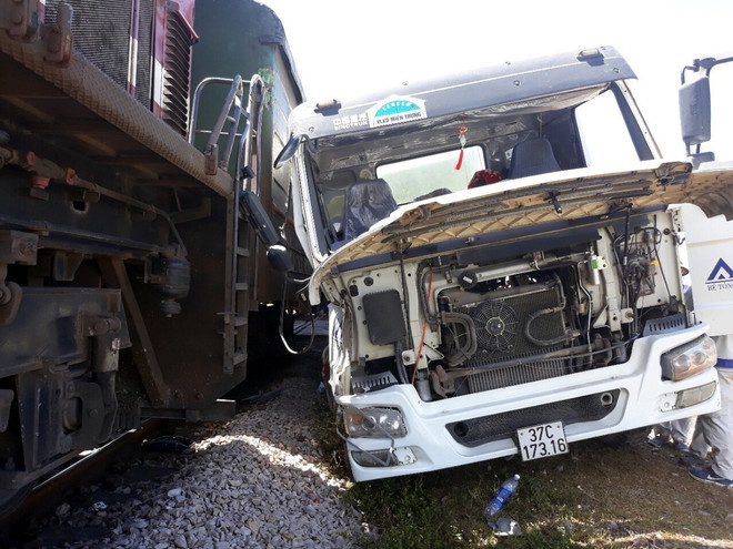 Nguồn lực hạn hẹp, khó đổi mới trang thiết bị và hạ tầng đường sắt ảnh 1