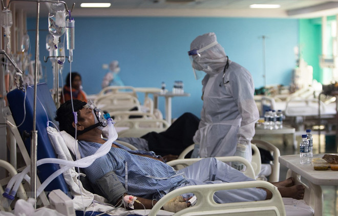 Dịch COVID-19: Số ca nhiễm trong ngày ở Ấn Độ vẫn trên mốc 300.000 ảnh 1