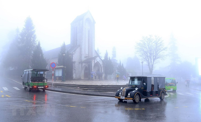 Lào Cai: Thí điểm xe bốn bánh vận chuyển khách du lịch tại Sa Pa ảnh 1