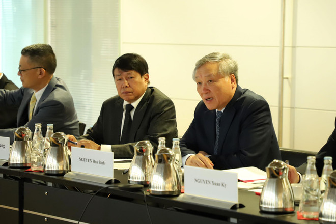 Chánh án Tòa án Nhân dân tối cao Nguyễn Hòa Bình làm việc tại Đức ảnh 1