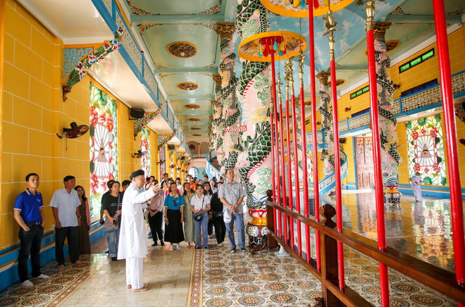 ttxvn_du lich tay ninh_toa thanh cao dai 1.jpg