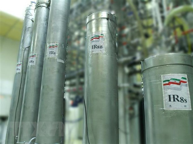 Thiết bị làm giàu urani tại cơ sở hạt nhân Natanz, cách thủ đô Tehran của Iran khoảng 300km về phía Nam. (Ảnh: AFP/TTXVN) IAEA: Iran gây trở ngại cho việc giám sát hoạt động hạt nhân ảnh 1