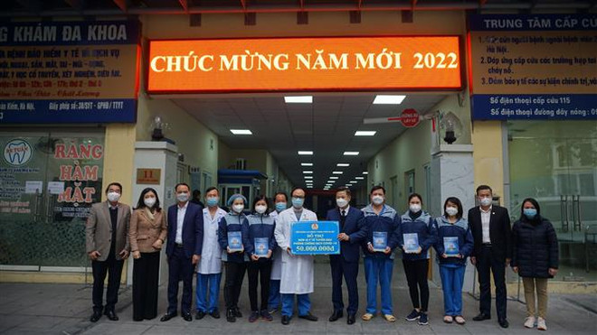 ​Hà Nội: Thăm hỏi, động viên các đơn vị tuyến đầu chống dịch COVID-19 ảnh 1