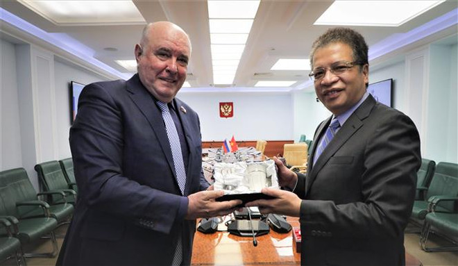 Thúc đẩy hợp tác phòng chống dịch COVID-19 giữa Việt Nam và Nga ảnh 1