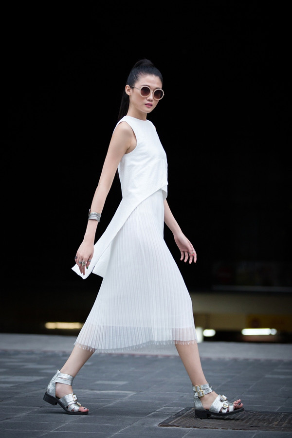 Kha Mỹ Vân nổi bật với phong cách thời trang đường phố ở Việt Nam ảnh 6