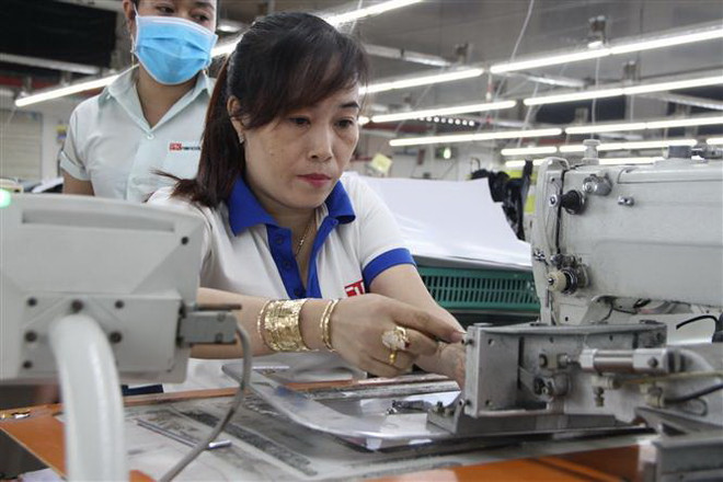 Bình Dương: Ít việc, nhiều công nhân khăn gói về quê dù chưa đến Tết ảnh 3