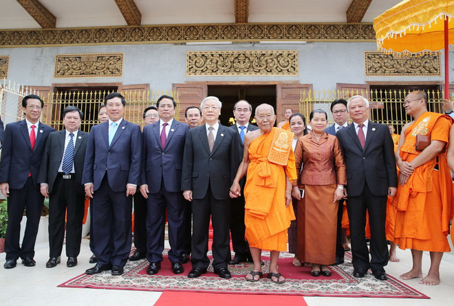 Tổng Bí thư thăm Đại Tăng thống Tep Vong và Đại Tăng thống Bukri ảnh 1