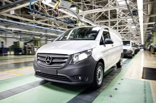 Xe Van-Vitoria. Mercedes-Benz Việt Nam triệu hồi xe Van-Vitoria do lỗi túi khí ảnh 1