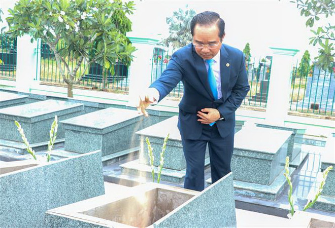 Đưa nhiều hài cốt liệt sỹ hy sinh ở chiến trường Campuchia về Đất Mẹ ảnh 2