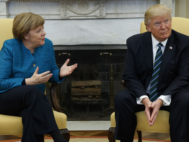 Tổng thống Mỹ Donald Trump và Thủ tướng Đức Merkel lần đầu hội đàm ảnh 1