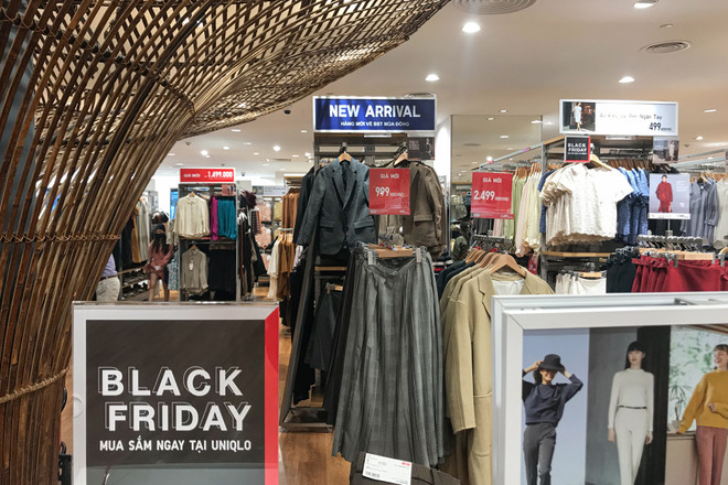 Black Friday 2022: Bùng nổ khuyến mãi, người mua 'thăm dò' thị trường ảnh 1