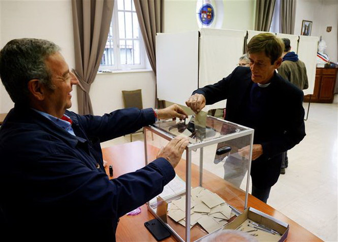 Bầu cử QH Pháp: Liên minh của Tổng thống Macron có nguy cơ thất thế ảnh 1