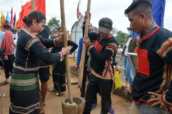 Vui Tết Độc lập, hào hứng khám phá văn hóa trên cao nguyên Đắk Lắk ảnh 3
