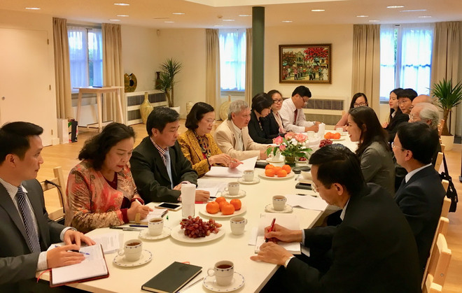 Đoàn Ban Dân vận Trung ương tìm hiểu tình hình người Việt tại Hà Lan ảnh 2