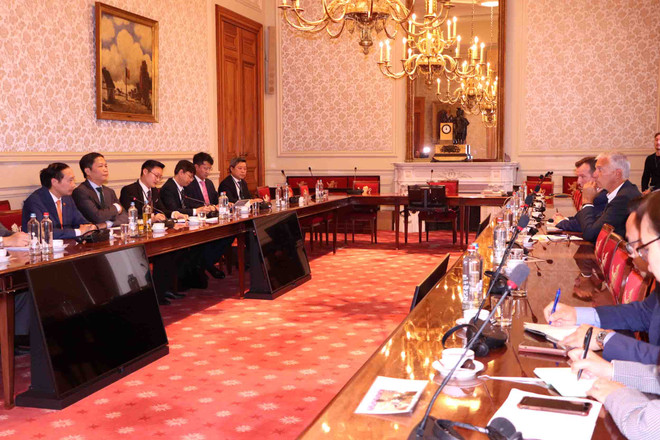 Trưởng ban Kinh tế TW Trần Tuấn Anh thăm và làm việc tại Bỉ và EU ảnh 1