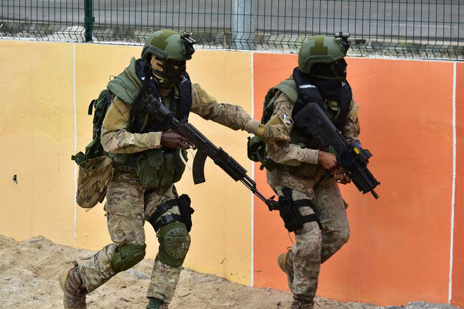 Binh sỹ Bờ Biển Ngà. (Nguồn: AFP) Tấn công khủng bố tại Bờ Biển Ngà, hơn 10 binh sỹ thiệt mạng ảnh 1