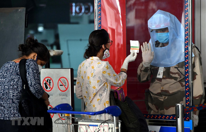 Số ca nhiễm SARS-CoV-2 tại Ấn Độ sắp chạm ngưỡng 300.000 ảnh 1