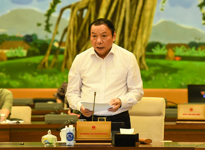 Bộ trưởng Bộ Văn hóa, Thể thao và Du lịch Nguyễn Văn Hùng. (Nguồn: Quochoi.vn) Ủy ban Thường vụ Quốc hội góp ý về dự án Luật Điện ảnh sửa đổi ảnh 2