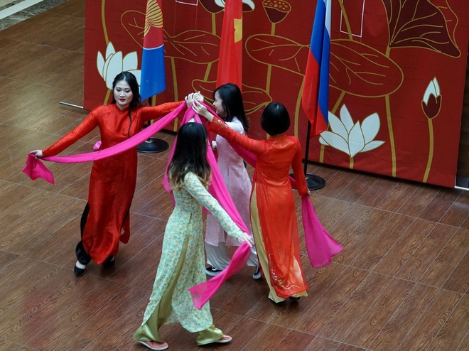 Ngày Việt Nam với các nhà ngoại giao tương lai tại Liên bang Nga ảnh 1