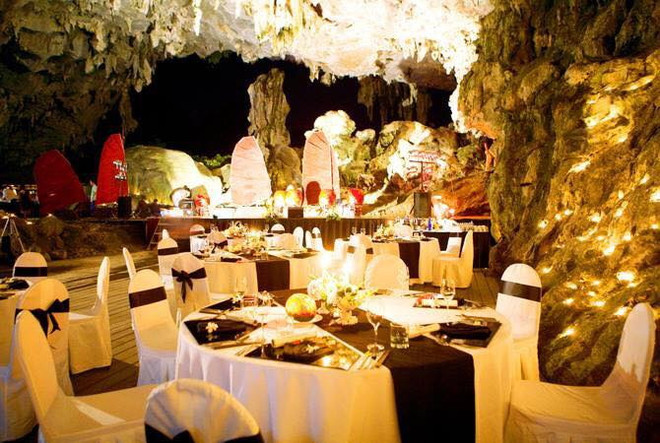 Hang động của di sản Vịnh Hạ Long bị biến thành... nhà hàng ảnh 2