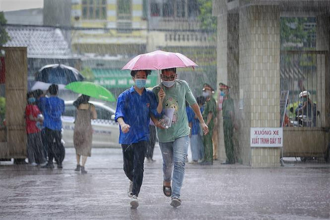 Ảnh hưởng của áp thấp nhiệt đới, Bắc Bộ có mưa to đến rất to ảnh 1