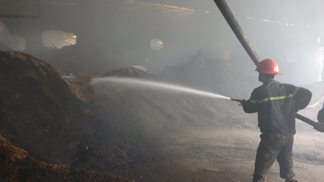 Cháy xưởng sản xuất ở Bình Dương làm hai công nhân tử vong ảnh 1