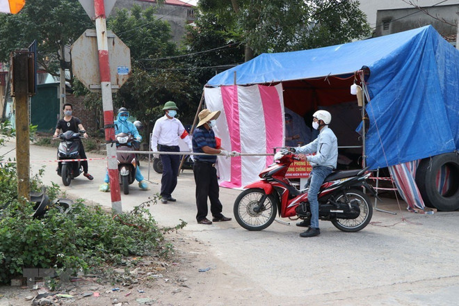 Xử phạt nhiều trường hợp vi phạm quy định phòng dịch tại Hải Dương ảnh 1