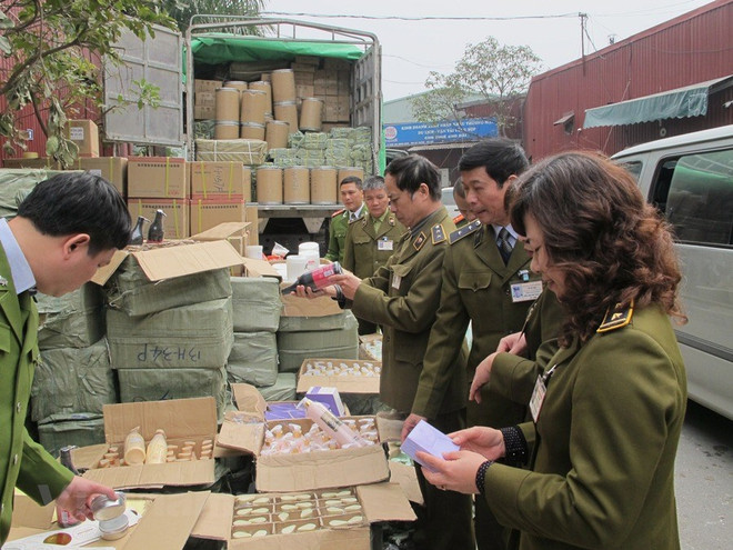 Cao điểm chống buôn lậu, gian lận thương mại dịp Tết Kỷ Hợi 2019 ảnh 1