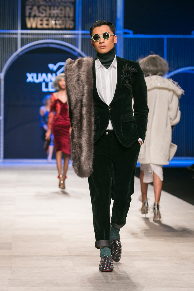 Chân dung những cô gái Paris đang yêu qua bộ sưu tập của Xuân Lê ảnh 8