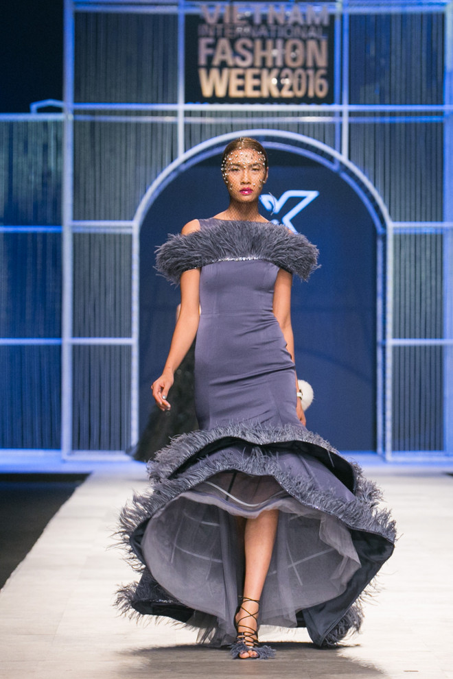 Chân dung những cô gái Paris đang yêu qua bộ sưu tập của Xuân Lê ảnh 14