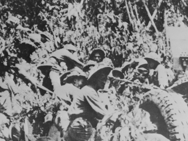 Tuyên truyền giới thiệu cuốn sách "Âm vang Điện Biên" ảnh 1