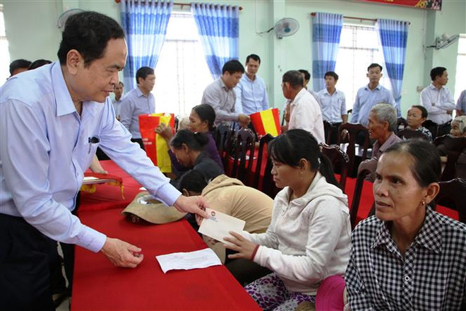 'Không để xảy ra tình trạng học sinh không được đến trường sau bão lũ' ảnh 1