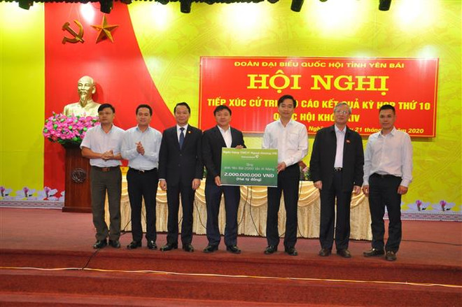 Thường trực Ban Bí thư Trần Quốc Vượng tiếp xúc cử tri tại Yên Bái ảnh 2