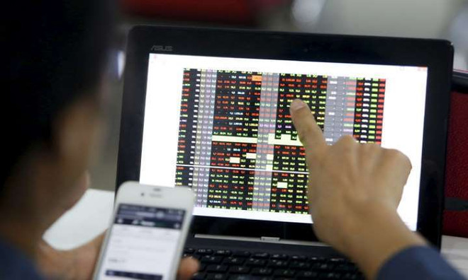 Ảnh minh họa. (Nguồn: Reuters) Chứng khoán tuần tới: Khả năng xuất hiện một đợt điều chỉnh khá sâu ảnh 2