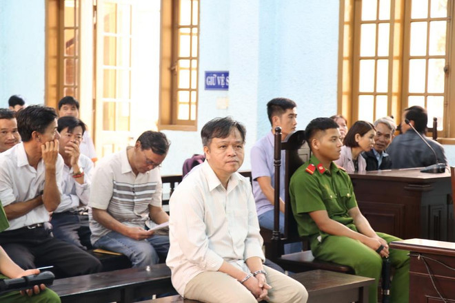 Hoãn phiên xử vụ sai phạm tại Ban quản lý rừng phòng hộ Bắc Biển Hồ ảnh 1