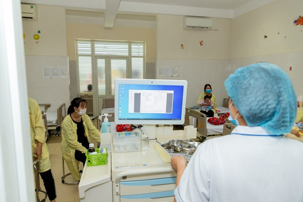 Ảnh minh họa. (Nguồn: Vietnam+) Phường đầu tiên tại TP.HCM thí điểm lập hồ sơ sức khỏe điện tử ảnh 1