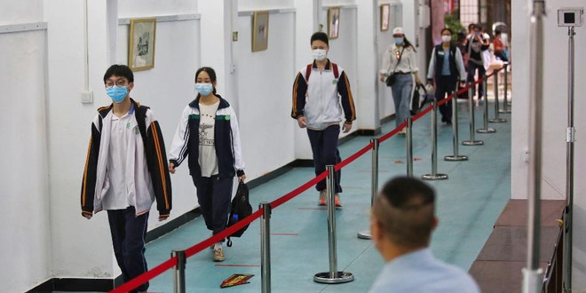 Mỹ dự định nới lỏng hạn chế đi lại đối với sinh viên quốc tế ảnh 1