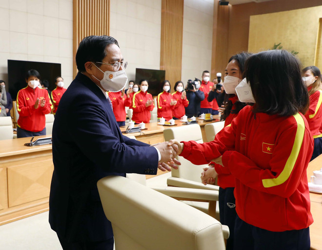 Thủ tướng: Các tuyển thủ đội Bóng đá Nữ là 'những cô gái kim cương' ảnh 2