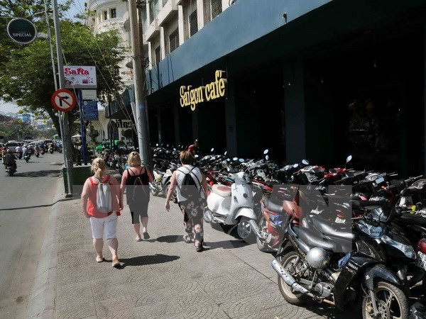 Lời giải cho "bài toán" kinh doanh vỉa hè ở Thành phố Hồ Chí Minh ảnh 2