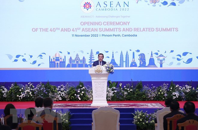 ASEAN cùng ứng phó các thách thức, hướng tới mục tiêu chung ảnh 1