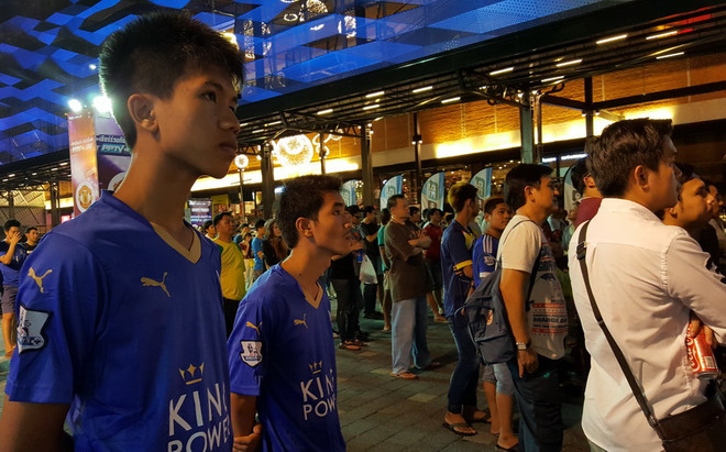 Người Thái háo hức xem trận cầu Manchester United-Leicester City ảnh 6