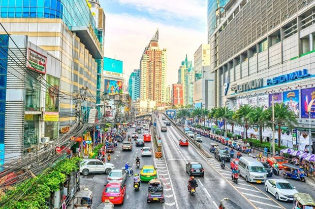 Một con phố ở thủ đô Bangkok, Thái Lan. (Nguồn: AP) Thái Lan cho phép người nước ngoài sở hữu đất làm nhà ở ảnh 1