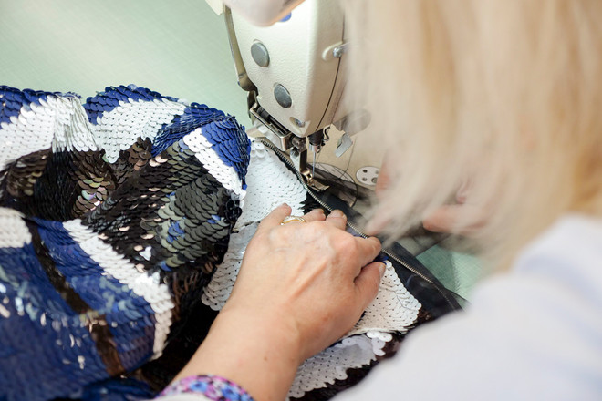 Khám phá bên trong xưởng thời trang danh tiếng thế giới ở Paris ảnh 7