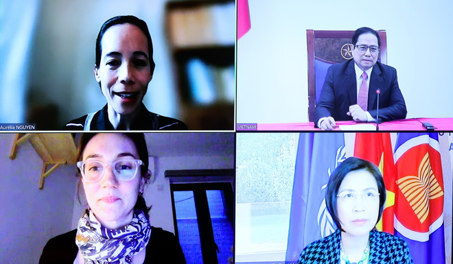 Thủ tướng điện đàm với Giám đốc điều hành chương trình COVAX ảnh 2