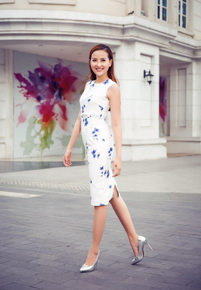 Khánh Ngân “The Face” dịu dàng xuống phố với thiết kế cổ điển ảnh 4