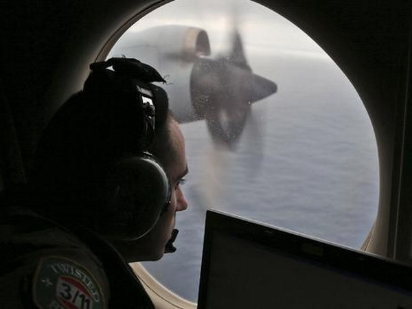 Tìm kiếm máy bay mất tích MH370. (Nguồn: CBS News) Malaysia thông báo họp 3 bên về vụ máy bay mất tích MH370 ảnh 1