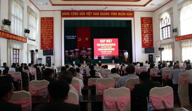 Một buổi họp mặt các cán bộ, sỹ quan quân đội nghỉ hưu. (Ảnh minh họa. Nguồn: TTXVN) Gặp mặt tướng lĩnh, sỹ quan quân đội nghỉ hưu trên địa bàn TP.HCM ảnh 1