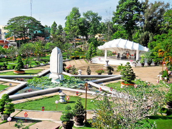 Hơn 150.000 lượt khách tham quan Khu di tích cụ Nguyễn Sinh Sắc ảnh 1