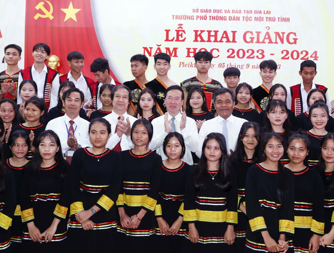 'Giáo dục và đào tạo là con đường tốt nhất thoát khỏi đói nghèo' ảnh 1