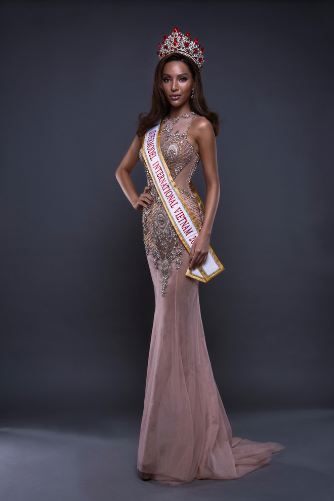 Người đẹp chân dài 1,14m sẽ dự thi Super Model International 2018 ảnh 3